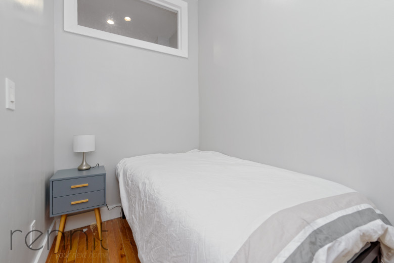 217 Ralph Ave, Apt 4L Image 11