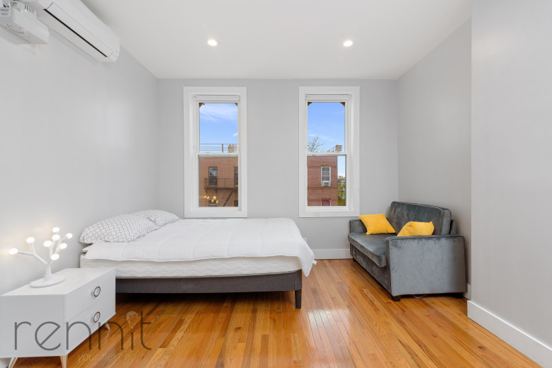 217 Ralph Ave, Apt 4L Image 12