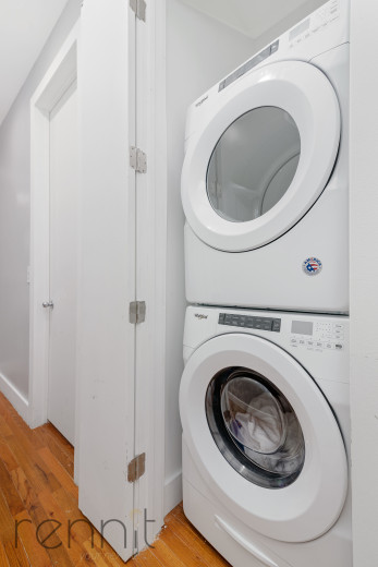 217 Ralph Ave, Apt 4L Image 3