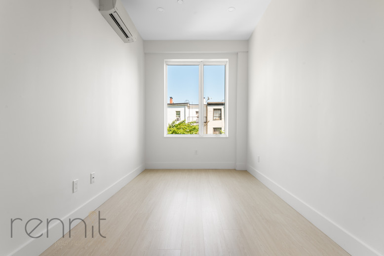 1038 Jefferson Ave, Apt 2B Image 9
