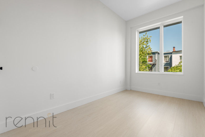 1038 Jefferson Ave, Apt 2B Image 7