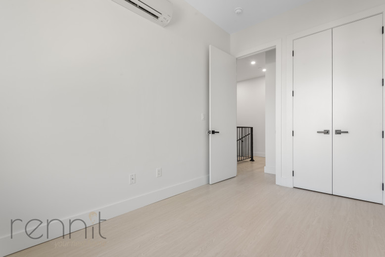 1038 Jefferson Ave, Apt 2B Image 8