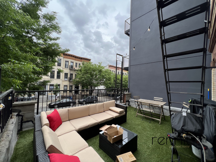 814 St Johns Pl, Apt 2F Image 2