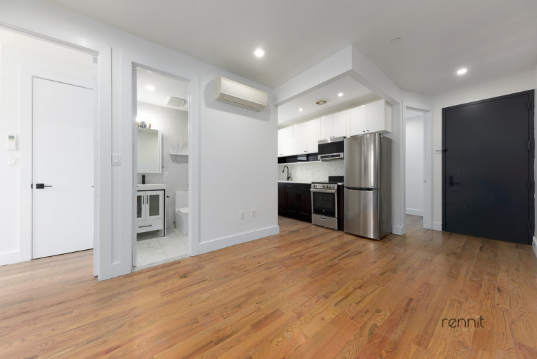223 Martense St, Apt 3R Image 1