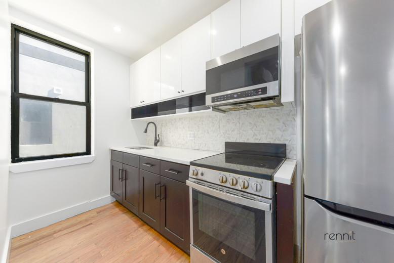 223 Martense St, Apt 3R Image 3