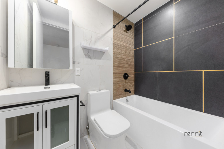 223 Martense St, Apt 3R Image 6