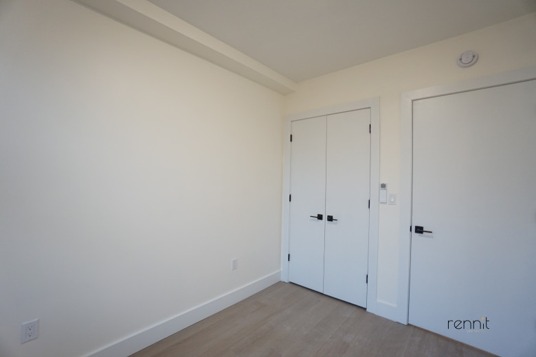 1620 Prospect Pl, Apt 4F Image 11