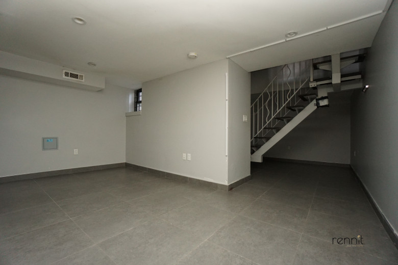 119 Linden St, Apt 2 Image 6