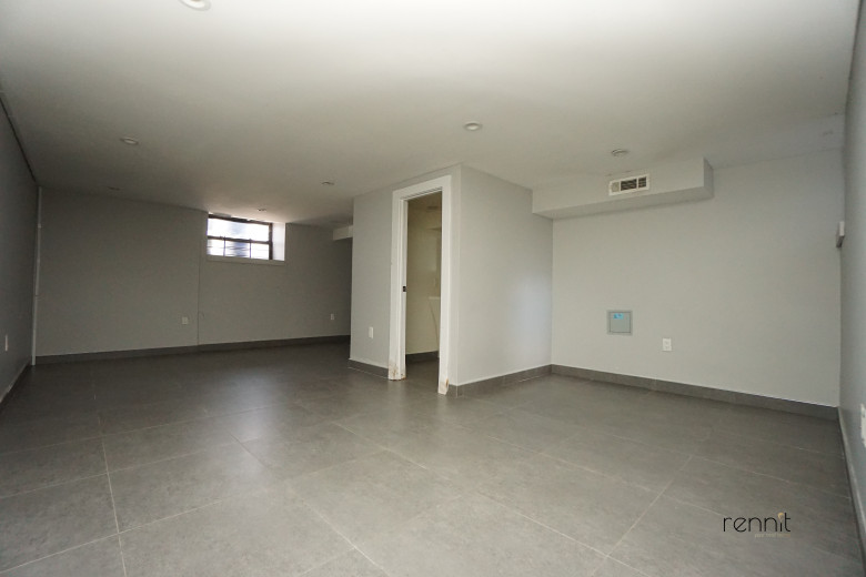 119 Linden St, Apt 2 Image 7