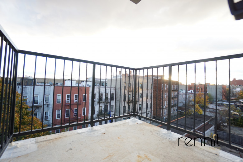 1620 Prospect Pl, Apt 4R Image 6