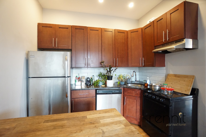383 Marcus Garvey Blvd, Apt 3L Image 2