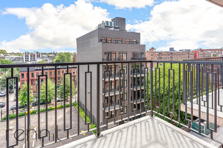 1430 Fulton St #608, Apt Brooklyn Image 2