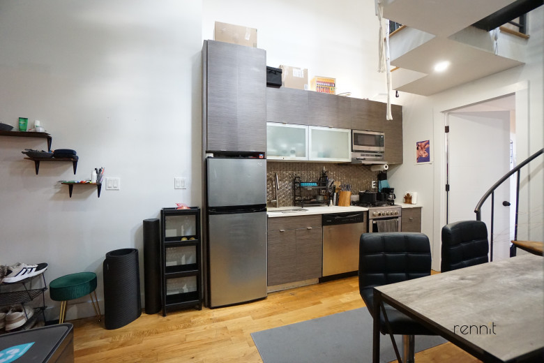 336 Chauncey St, Apt 3D Image 3