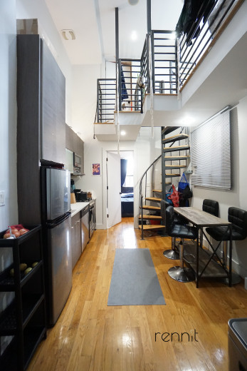 336 Chauncey St, Apt 3D Image 4