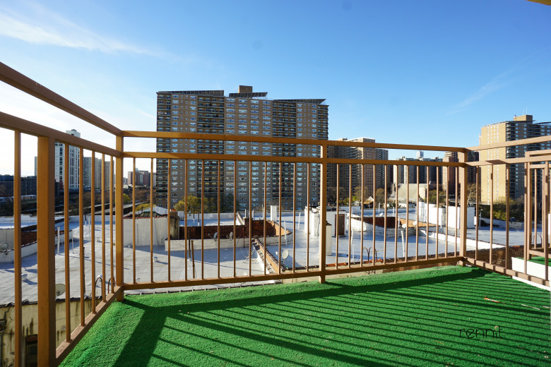 3052 Brighton 1st St, Apt 8C Image 3