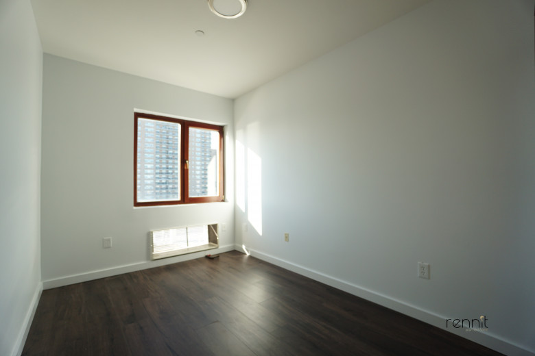 3052 Brighton 1st St, Apt 8C Image 5