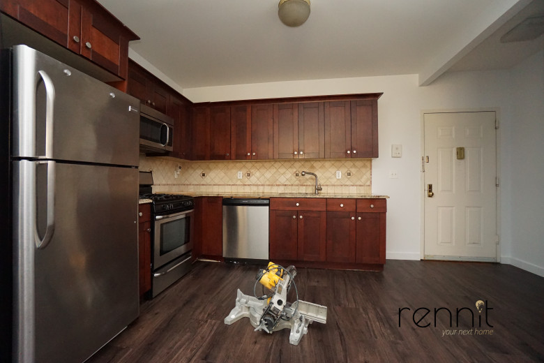 3052 Brighton 1st St, Apt 2B Image 2