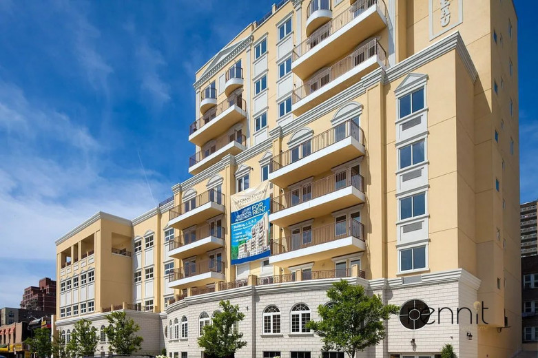 3052 Brighton 1st St, Apt 2B Image 9