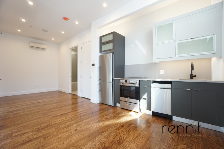141 Metropolitan Ave, Apt 4A Image 11