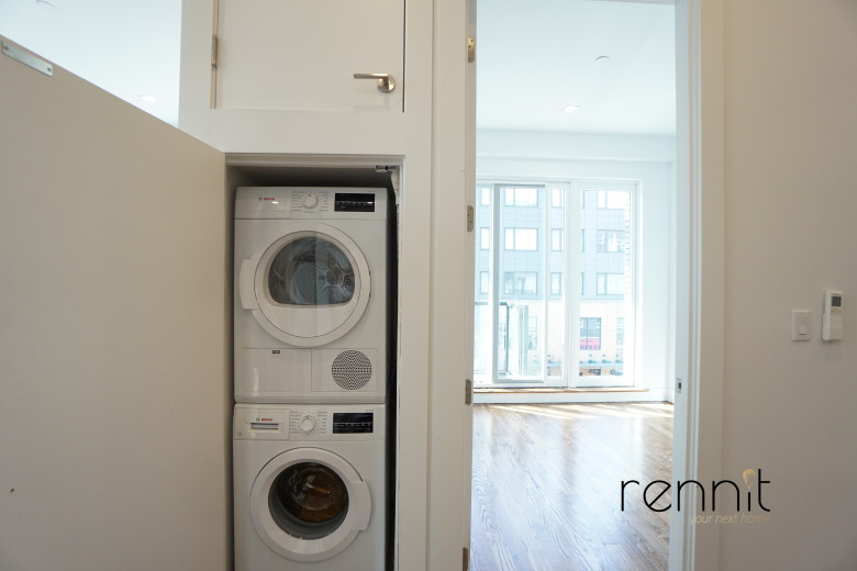 141 Metropolitan Ave, Apt 4A Image 17