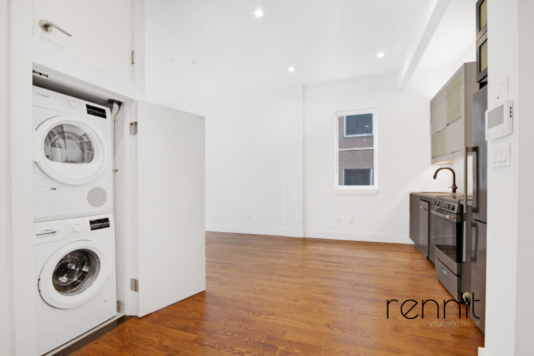 141 Metropolitan Ave, Apt 4A Image 3