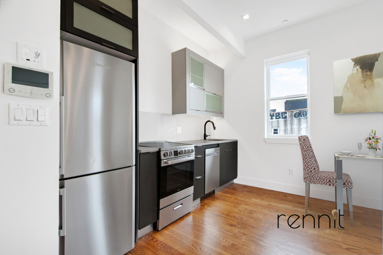 141 Metropolitan Ave, Apt 4A Image 6