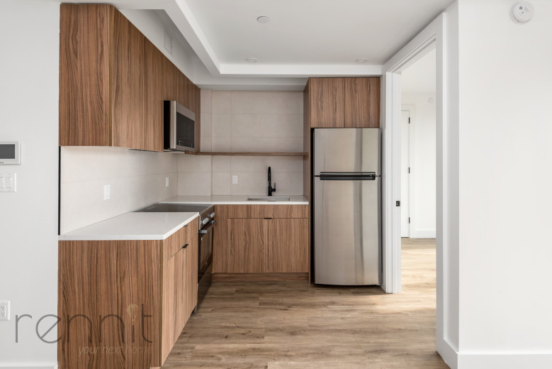 35 Kingston Ave, Apt 403 Image 8