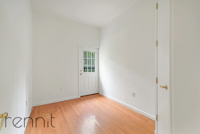 264 Himrod, Apt St Image 5