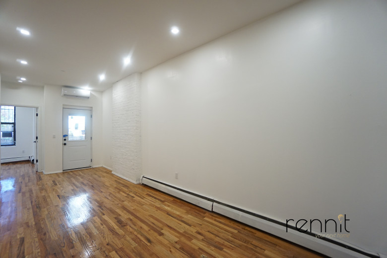 818 Marcy Ave, Apt 1C Image 4