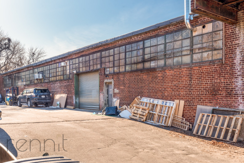 56-06 Cooper Ave, Apt B Image 17