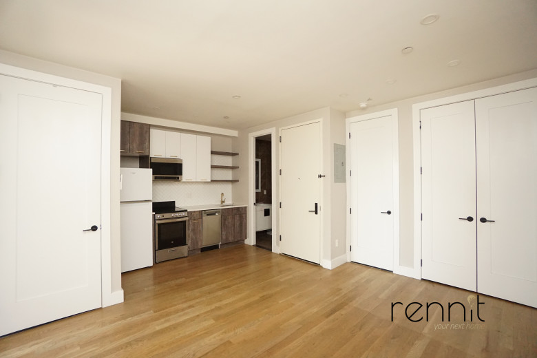 762 East 32nd St, Apt 2A Image 14