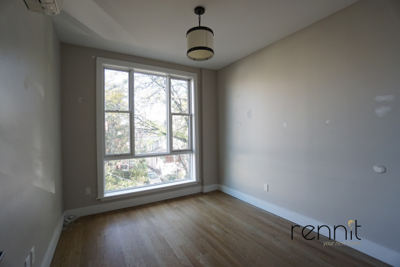 762 East 32nd St, Apt 2A Image 16