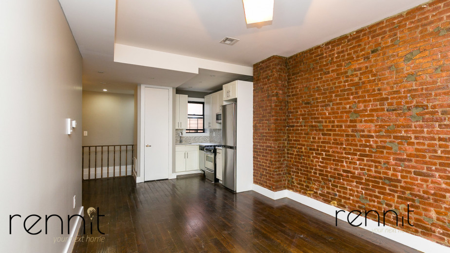 205 St James Pl, Apt 1L Image 1