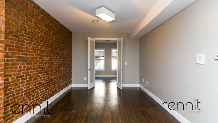 205 St James Pl, Apt 1L Image 2