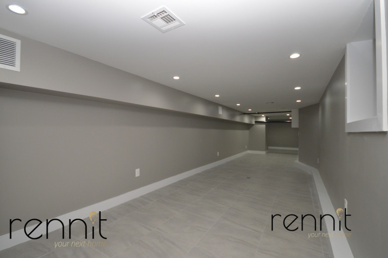 205 St James Pl, Apt 1L Image 20