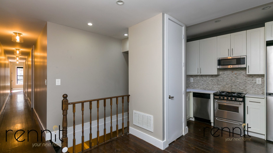 205 St James Pl, Apt 1L Image 3