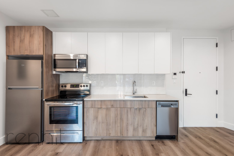 125 Kings Hwy, Apt 6E Image 3