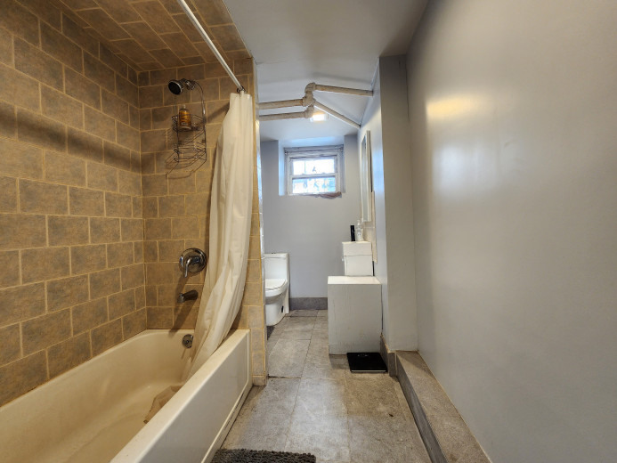 822 Lenox Rd, Apt B Image 8