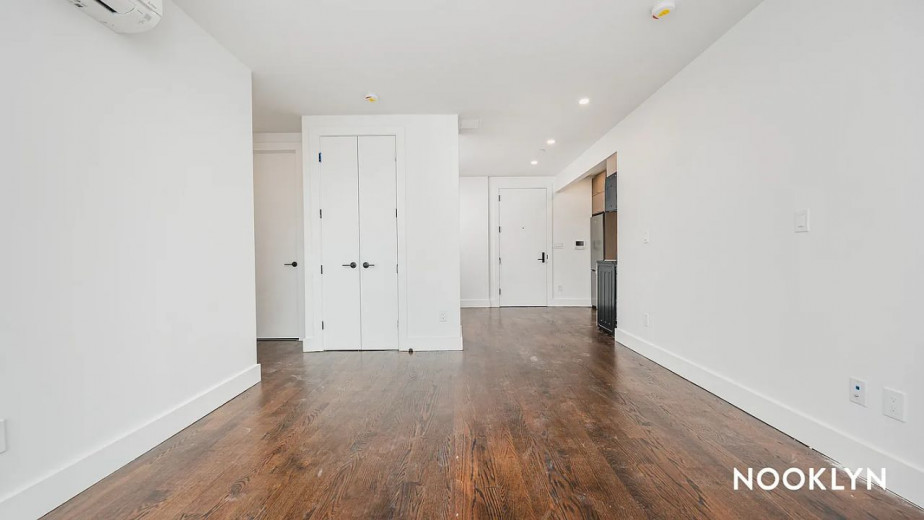 1620 New York Ave, Apt 5D Image 2