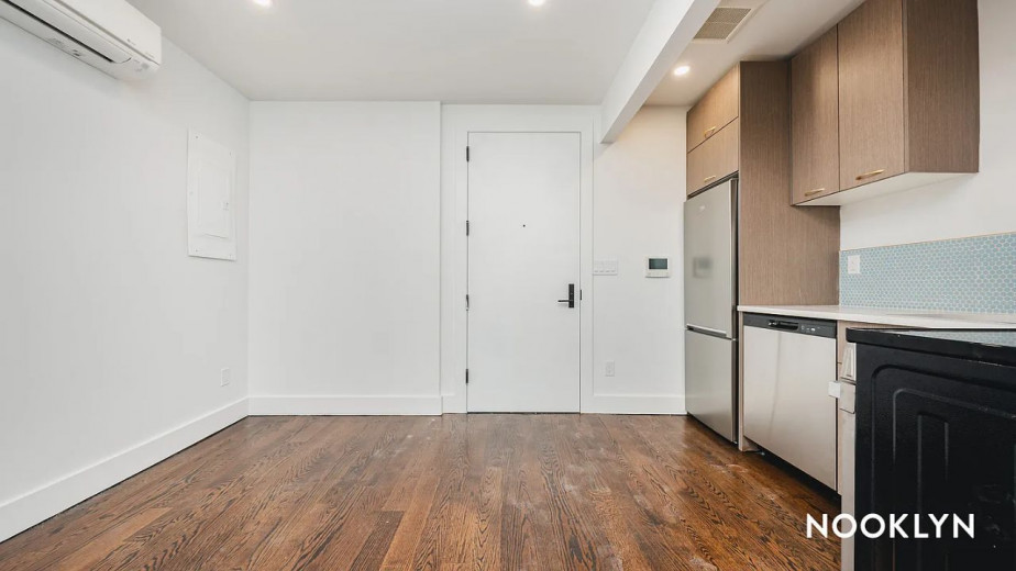 1620 New York Ave, Apt 5D Image 7