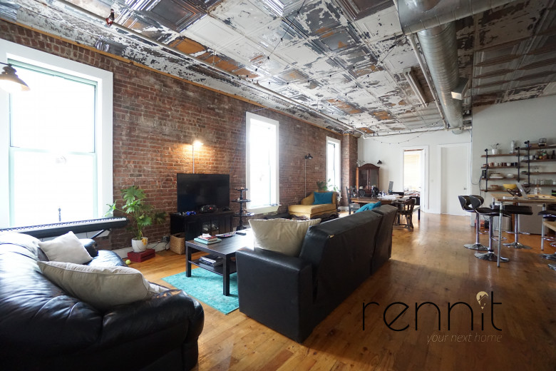 1093 Putnam Ave, Apt C Image 17