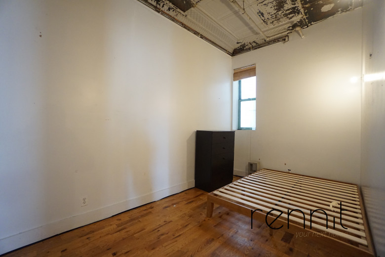 1093 Putnam Ave, Apt C Image 27