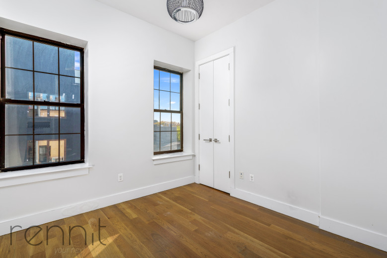 146 Wyckoff Ave, Apt 3R Image 8