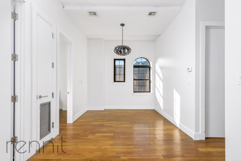 146 Wyckoff Ave, Apt 3R Image 3