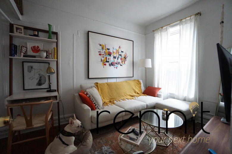 370 Bedford Ave, Apt 10 Image 1