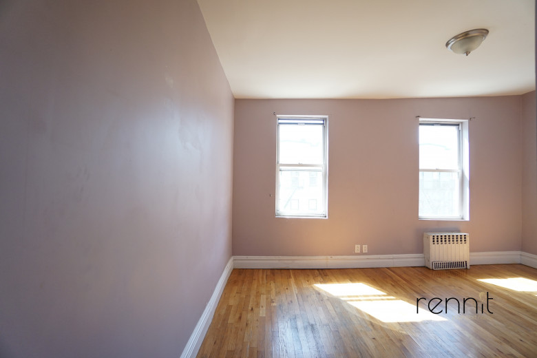 695 Flushing Ave, Apt 3L Image 3