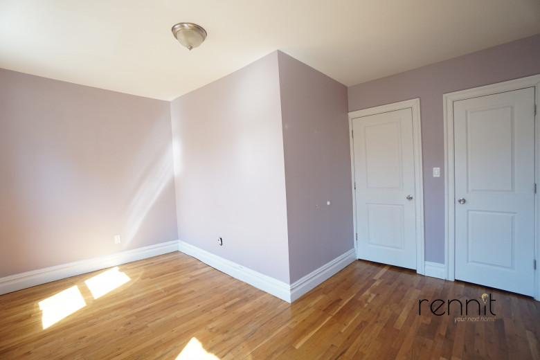 695 Flushing Ave, Apt 3L Image 4