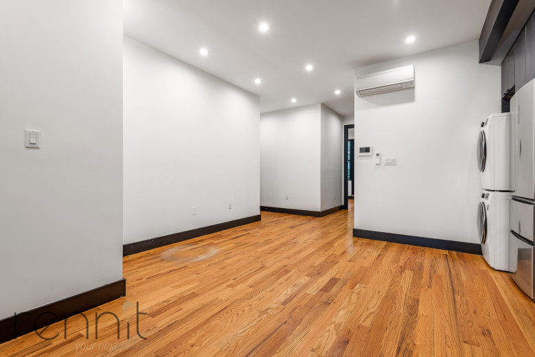 1165 Greene Ave, Apt 1 Image 7