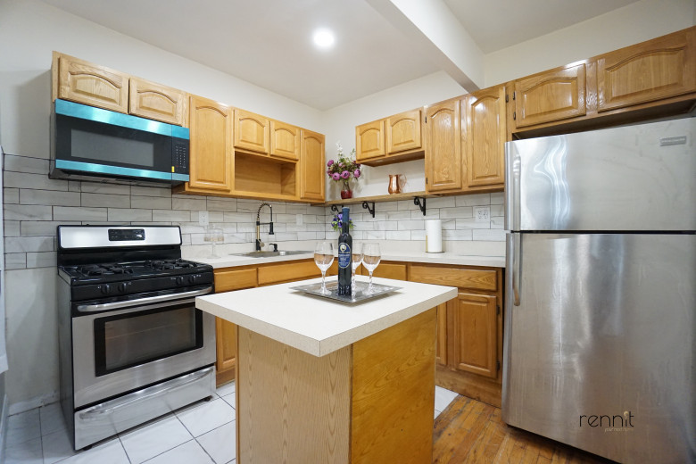 310 Patchen, Apt Ave Image 4