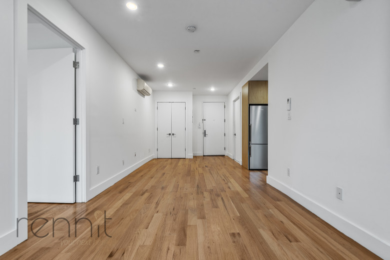676 New York Ave, Apt 2B Image 12